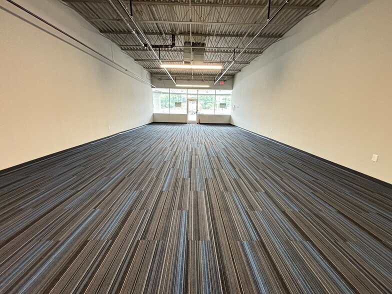 More Photos Of 380-432 John Fitch Hwy, Fitchburg Unknown For Lease