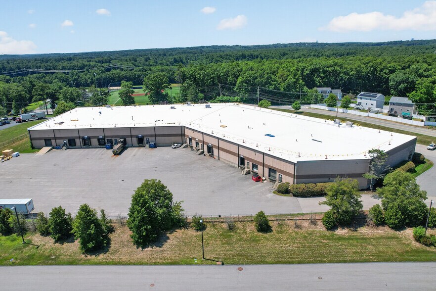 More Photos Of 19 Alexander Rd, Billerica Warehouse For Lease