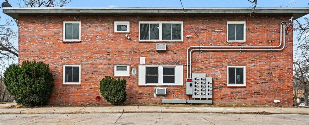 More Photos Of 4501 Lafayette Ave, Omaha Apartments For Sale