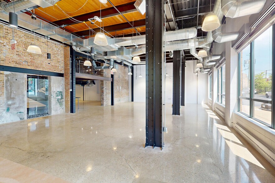 More Photos Of 1333 N Kingsbury St, Chicago Office For Lease