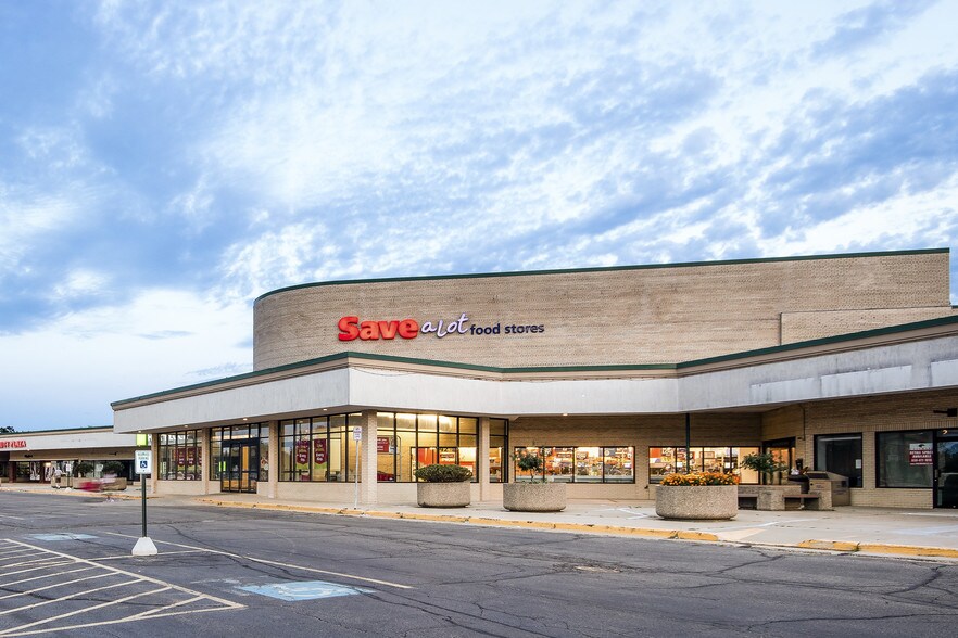 More Photos Of 3701 Durand Ave, Racine Freestanding For Lease