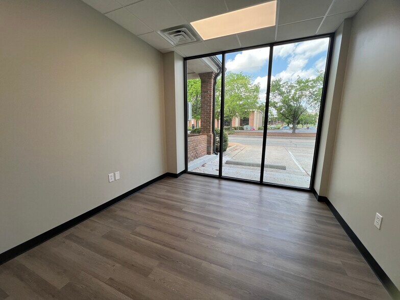 More Photos Of 314 E Main St, Cartersville Office For Lease