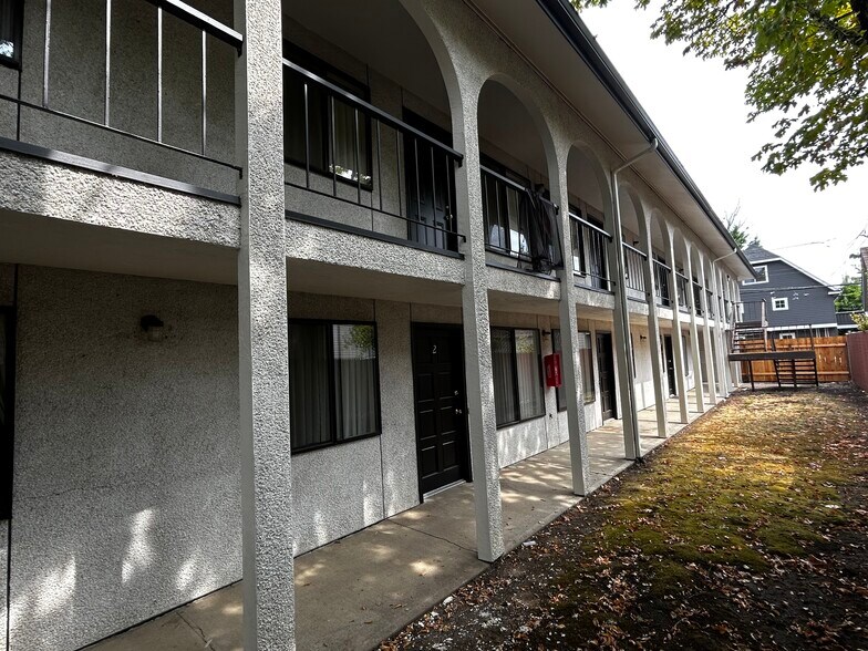 More Photos Of 343 E 15th Ave, Eugene Apartments For Sale