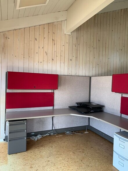 More Photos Of 310 Vista Del Mar, Redondo Beach Loft Creative Space For Lease