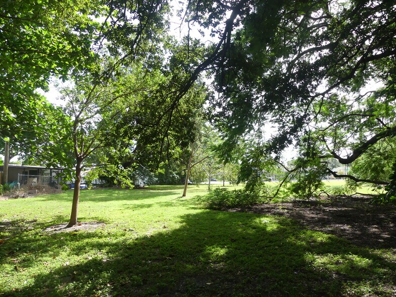More Photos Of 4651 SW 26th Ter, Fort Lauderdale Land For Sale
