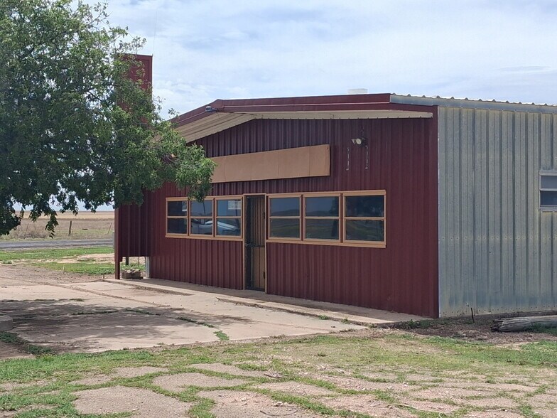 More Photos Of 9298 Texas 86, Silverton Restaurant For Sale