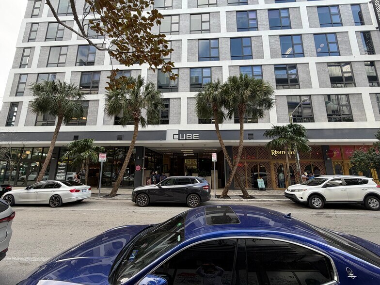 More Photos Of 218 NW 24th St, Miami Office Residential For Lease