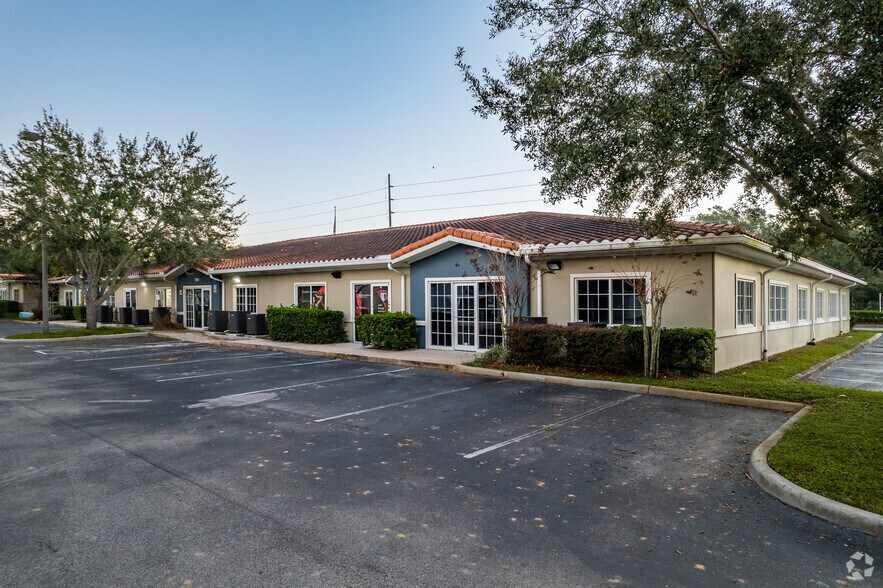 More Photos Of 7900 Forest City Rd, Orlando Unknown For Lease