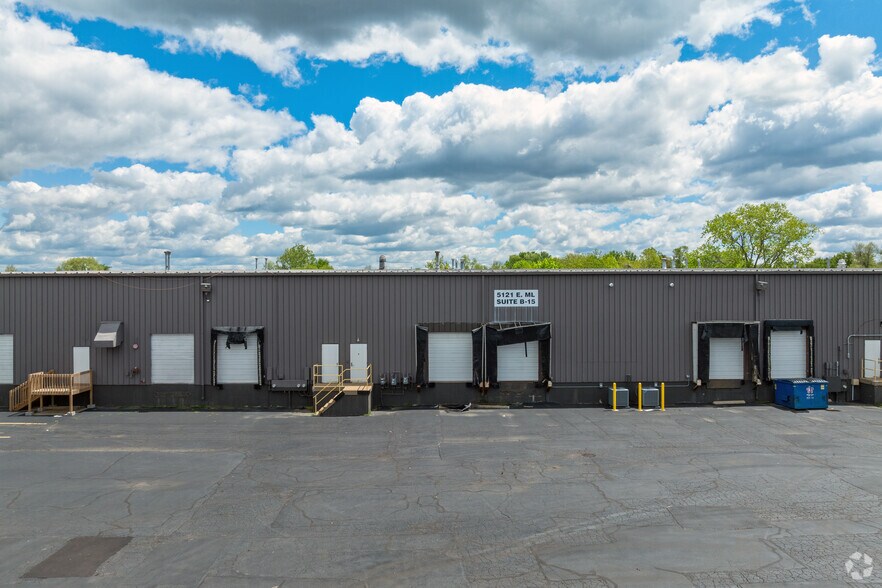 More Photos Of 5111-5121 E ML Ave, Kalamazoo Light Distribution For Lease