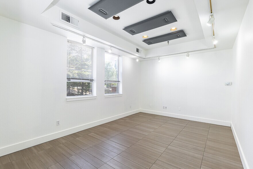 More Photos Of 7300 Healdsburg Ave, Sebastopol Office For Lease