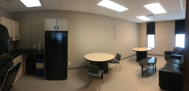 More Photos Of 8024 Edgar Industrial Cres, Red Deer Industrial For Lease