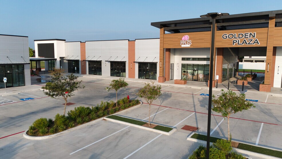 More Photos Of 3100 N. McColl Rd, Hidalgo General Retail For Lease