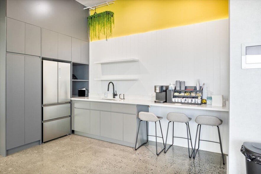 More Photos Of 347 Flushing Ave, Brooklyn Office For Lease