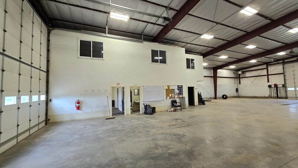 More Photos Of 5678 134th Ave NW, Williston Office For Sale