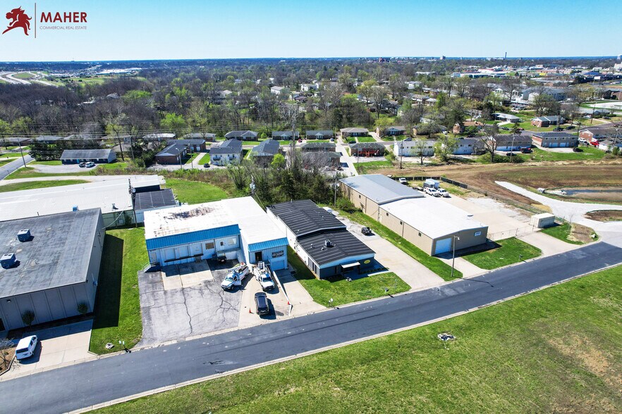 More Photos Of 2610 Calvert Dr, Columbia Industrial For Sale