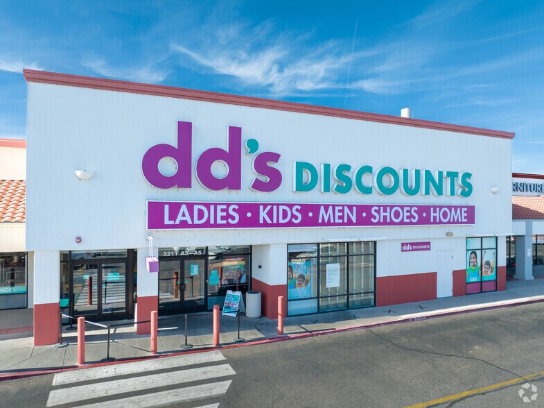 More Photos Of 3211-3231 Coors Blvd SW, Albuquerque Unknown For Lease