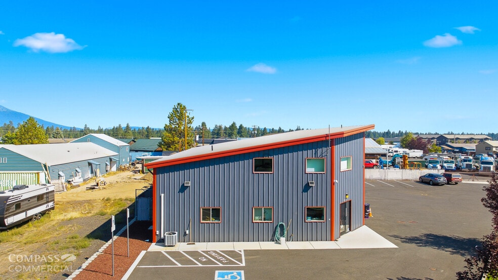 More Photos Of 188 W Sisters Park Dr, Sisters Warehouse For Sale