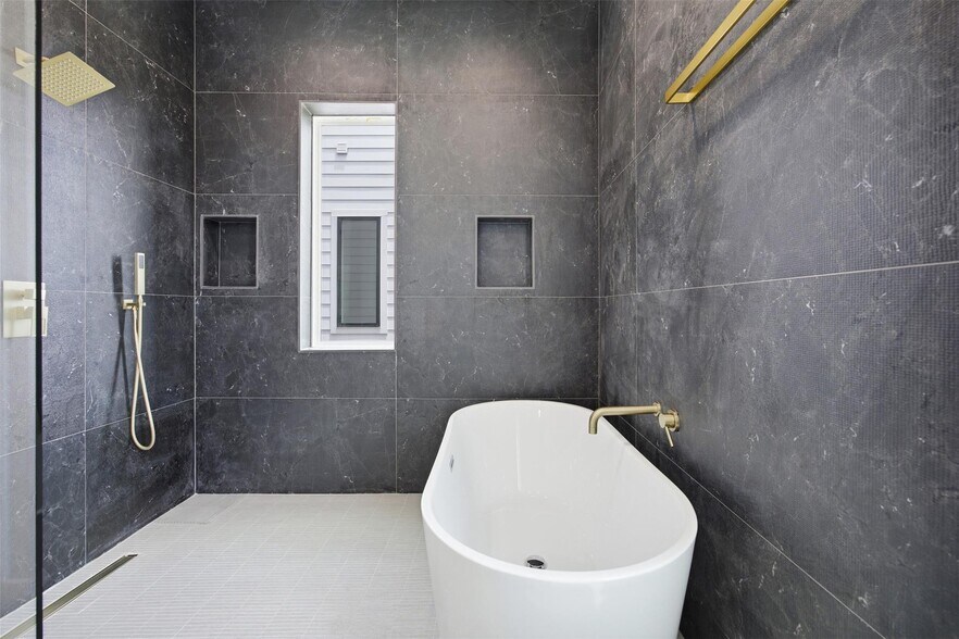 More Photos Of 4605 Belmont Ave, Dallas Apartments For Sale