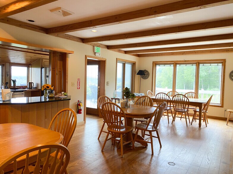 More Photos Of 151 Smead Hill Rd, Greenfield Specialty For Sale