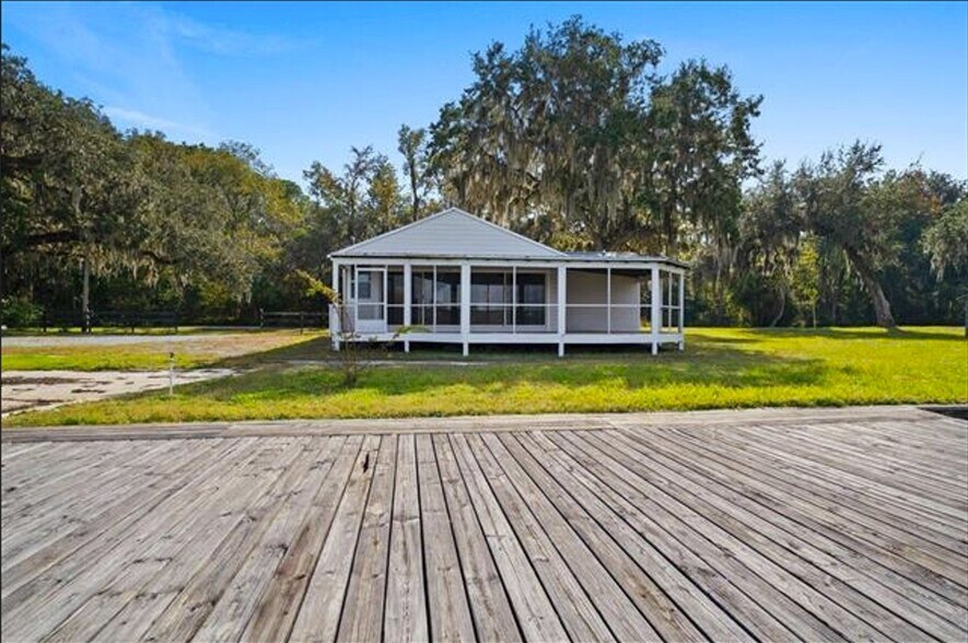 More Photos Of 13555 County Road 13 N, Saint Augustine Specialty For Sale