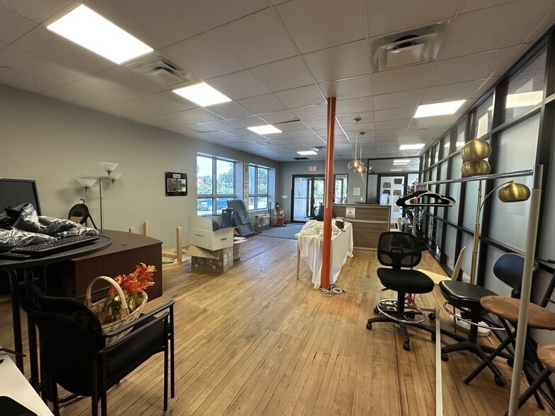 More Photos Of 685 Congress St, Portland Restaurant For Lease