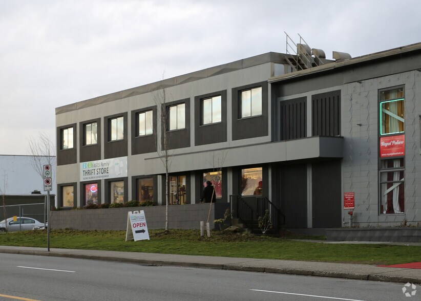 More Photos Of 7825 Edmonds St, Burnaby Flex For Lease