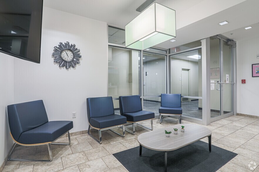 More Photos Of 1251 N Eddy St, South Bend Coworking Space