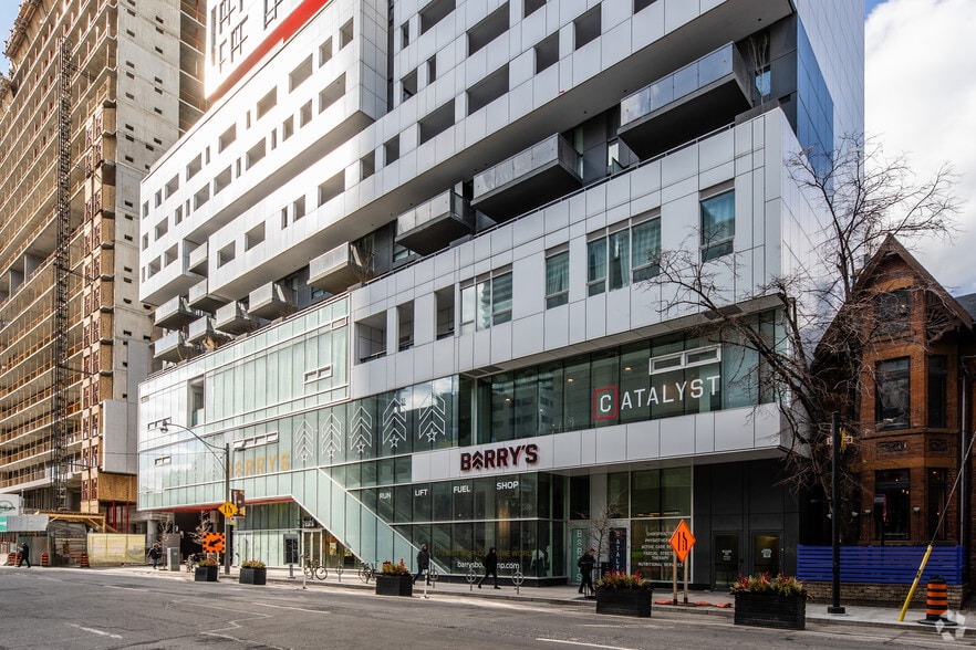 More Photos Of 310-318 Richmond St W, Toronto Apartments For Lease