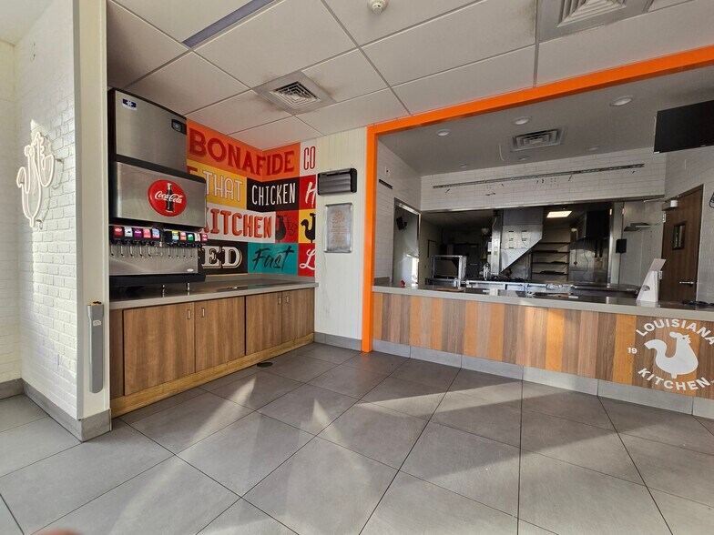 More Photos Of 200 Green Way, Keystone Heights Fast Food For Lease