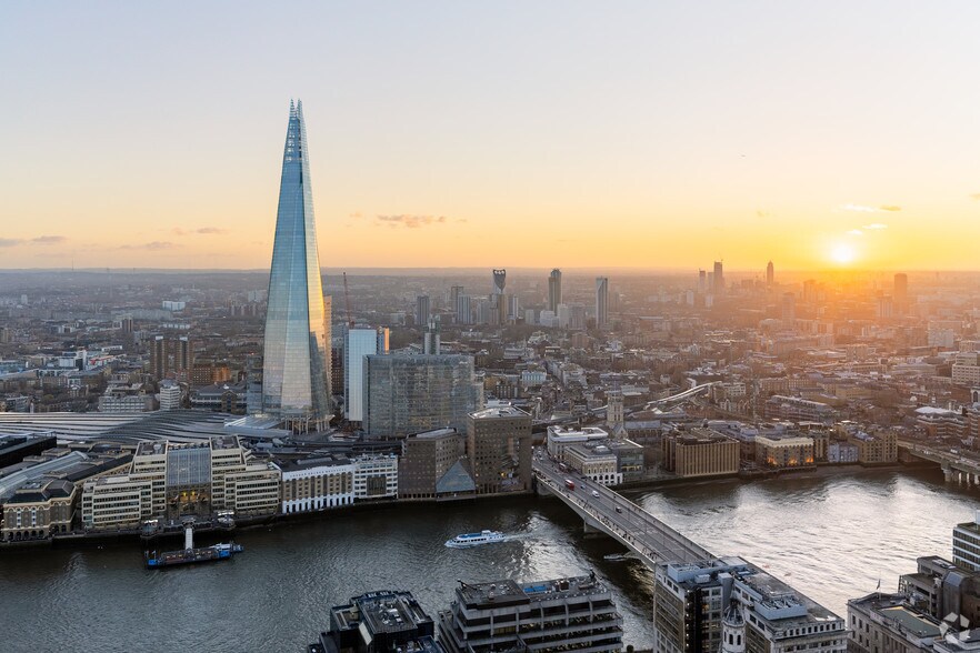 More Photos Of 32 London Bridge St, London Office For Lease