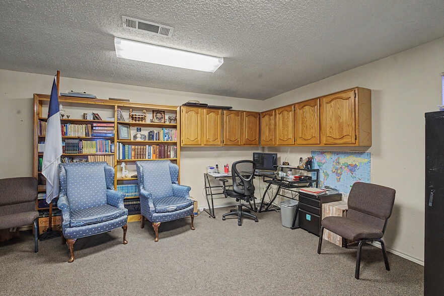 More Photos Of 2111 Skyline Dr, Mesquite Religious Facility For Sale