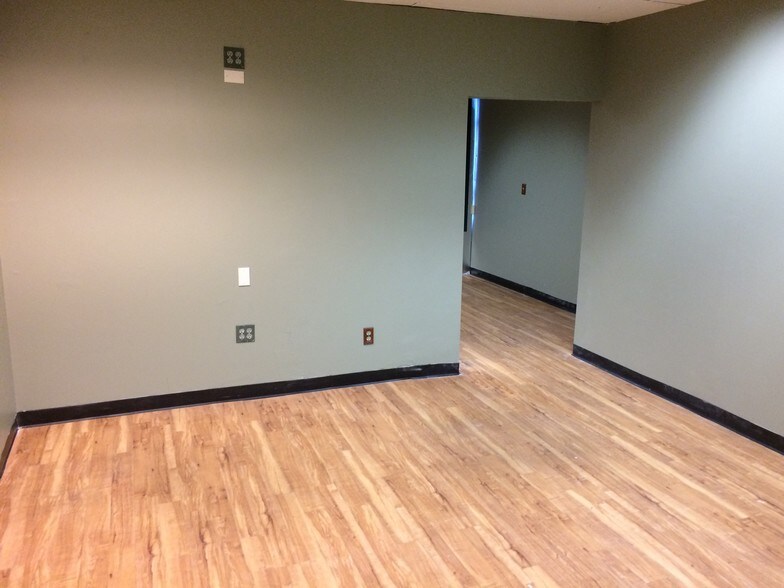 More Photos Of 10 W Main St, Elmsford Medical For Sale