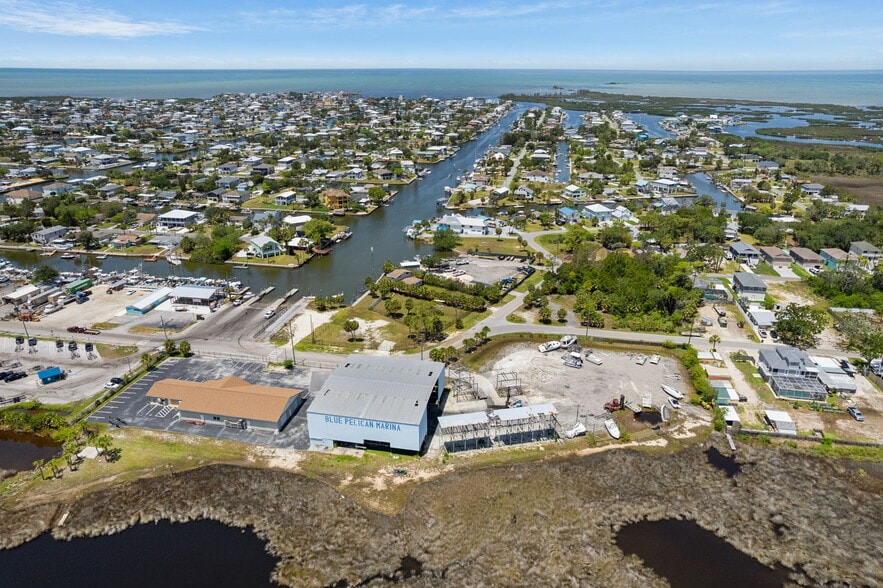 More Photos Of 5000 Calienta St, Hernando Beach Marina For Sale