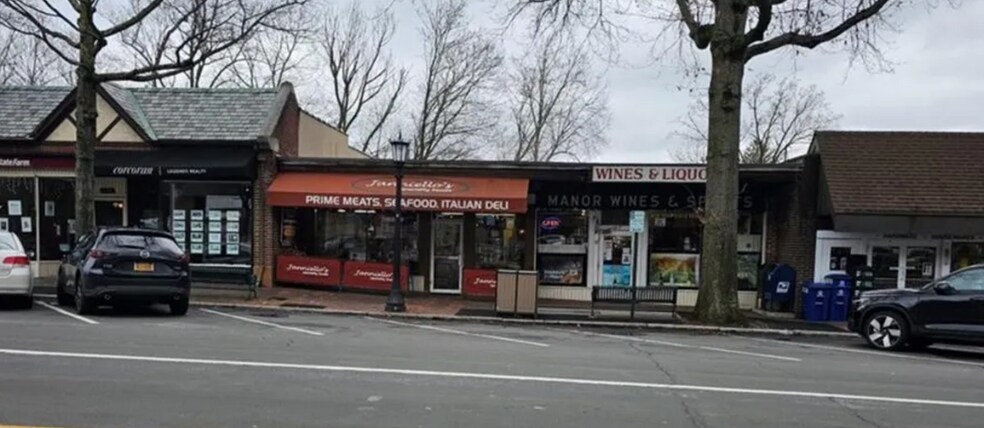 Primary Photo Of 1191 Pleasantville Rd, Briarcliff Manor Village General Retail For Lease