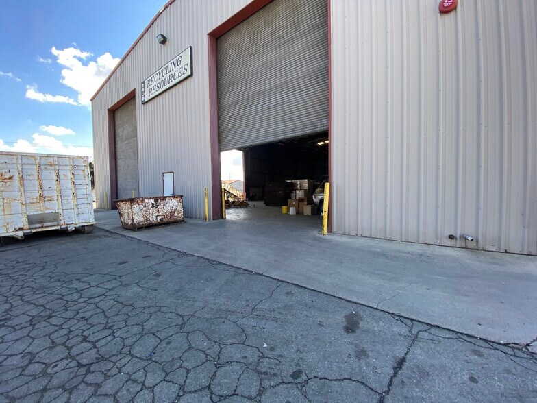 More Photos Of 1406 2nd St, Pomona Contractor Storage Yard For Sale