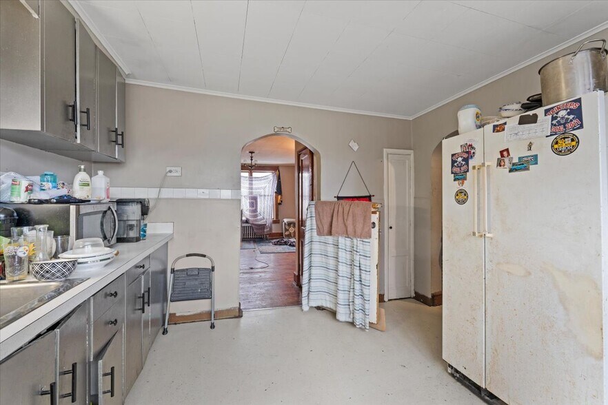 More Photos Of 622 E Market St, Scranton Office Residential For Sale