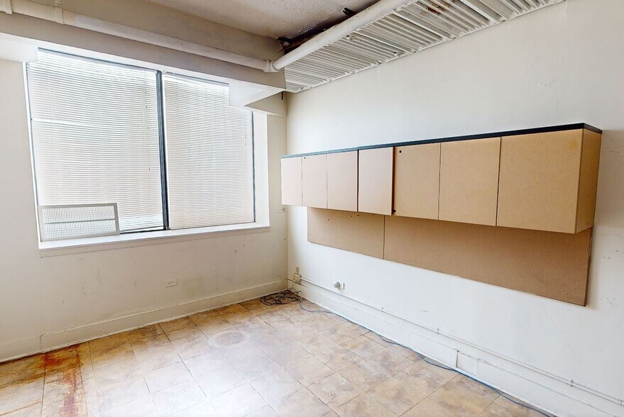 More Photos Of 4850 W North Ave, Chicago Apartments For Lease