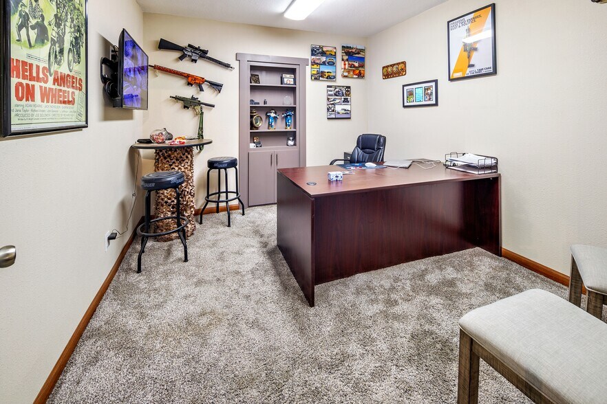 More Photos Of 72 Smoketree Ave S, Lake Havasu City Storefront Retail Office For Sale