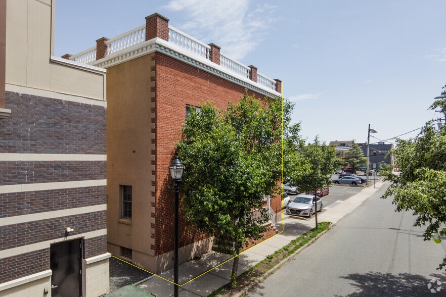 More Photos Of 36 Bergen St, Hackensack Loft Creative Space For Sale