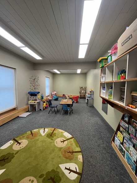 More Photos Of 3351 Independence Ave N, Minneapolis Religious Facility For Sale