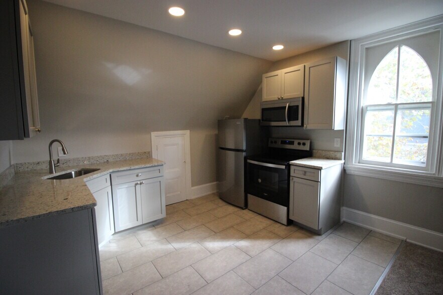 More Photos Of 344 Hodgson St, Oxford Apartments For Sale