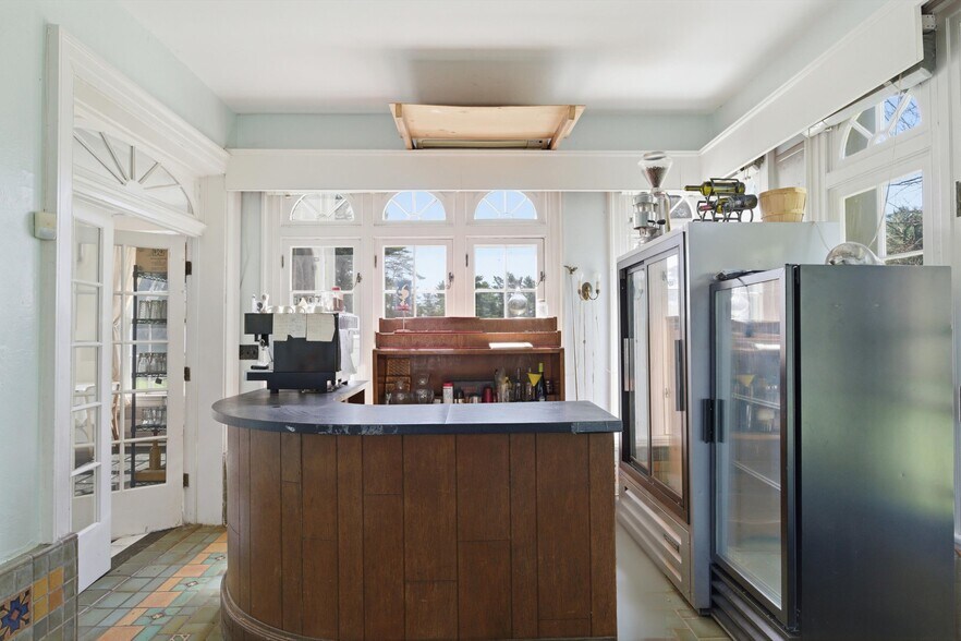 More Photos Of 2255 Ballston Ave, Saratoga Springs Restaurant For Sale