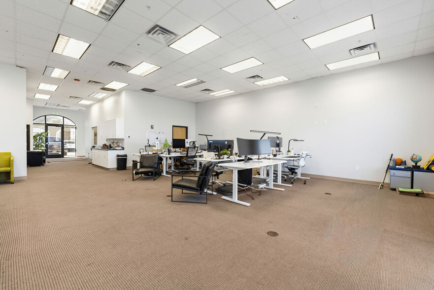 More Photos Of 276 E 12200 S, Draper Office For Sale