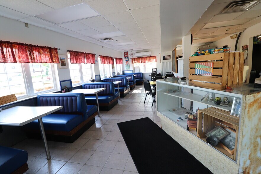 More Photos Of 111 W Michigan Ave, Augusta Storefront Retail Residential For Sale