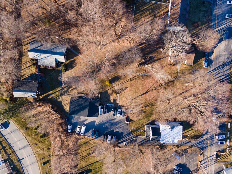 More Photos Of 5 Baker St, Mohegan Lake Apartments For Sale
