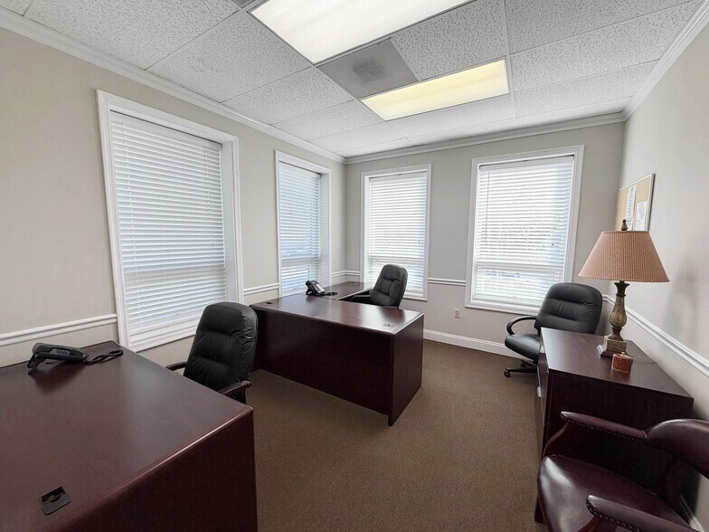 More Photos Of 303-309 S Main St, Bel Air Office For Lease