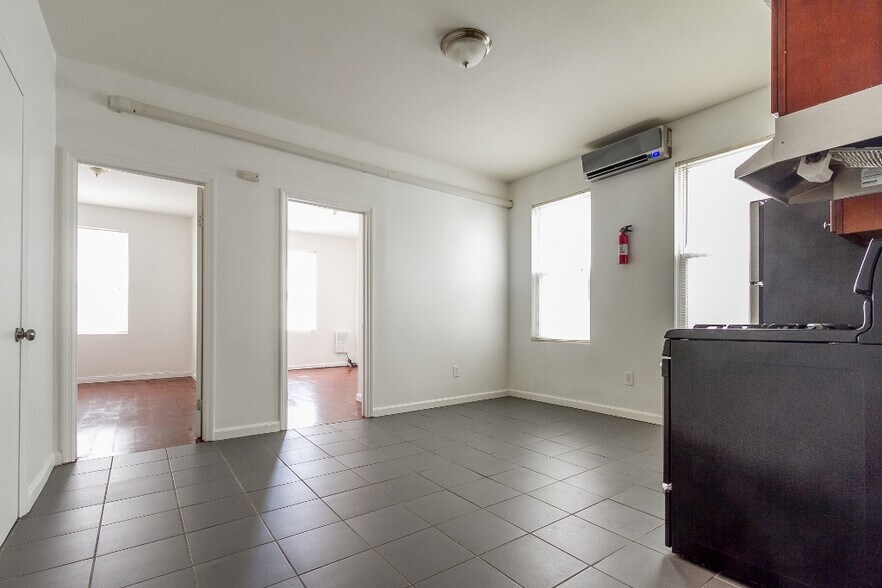 More Photos Of 7 Newark Bay Ct, Bayonne Apartments For Sale