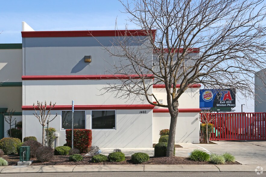 More Photos Of 1460 Venture Ln, Turlock Warehouse For Lease