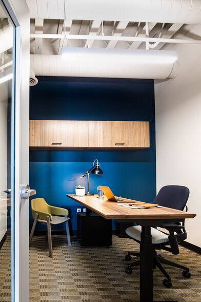 More Photos Of 2900 NW Clearwater Dr, Bend Coworking Space