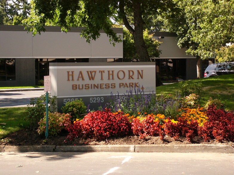 More Photos Of 5291 NE Elam Young Pky, Hillsboro Flex For Sale